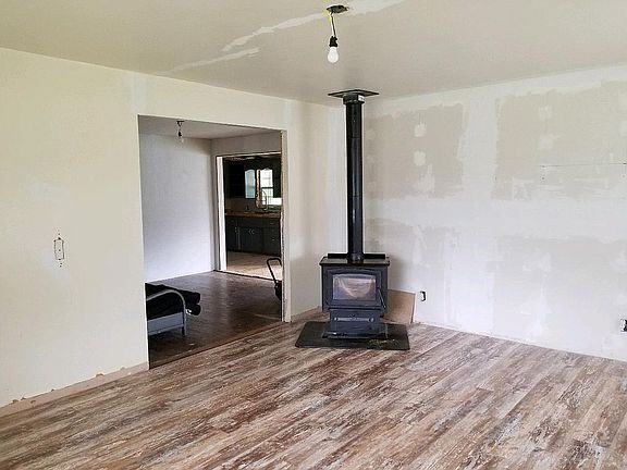 2nd image of 302 Lorton Ave