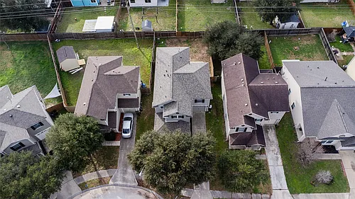 21011 Emery Mills Ln Photo 1