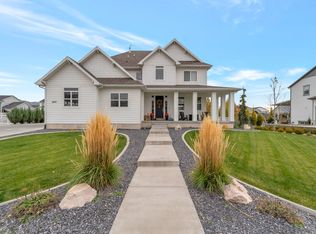 1633 W Alpenglow Cir, Farmington, UT 84025