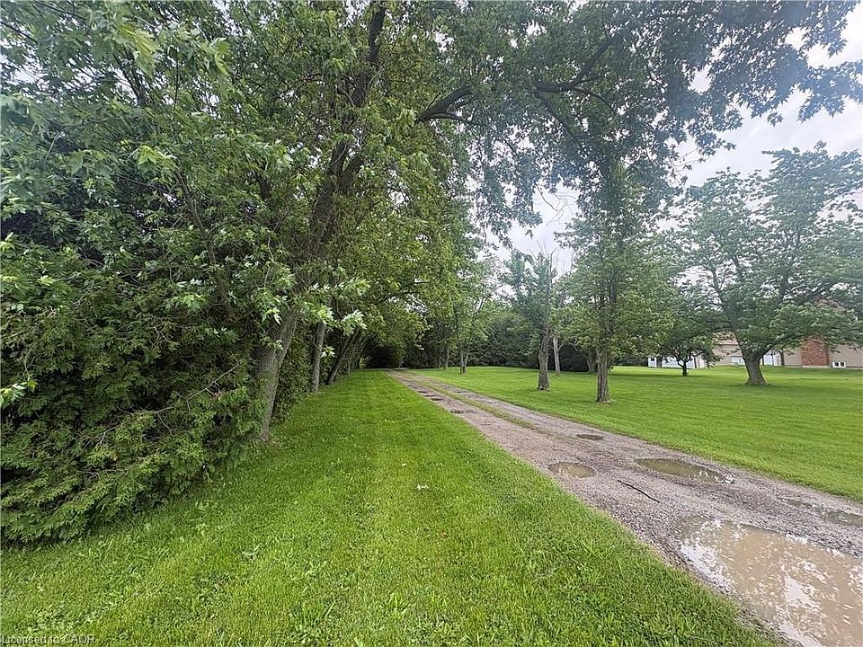 1st image of 165 Ridge Rd E