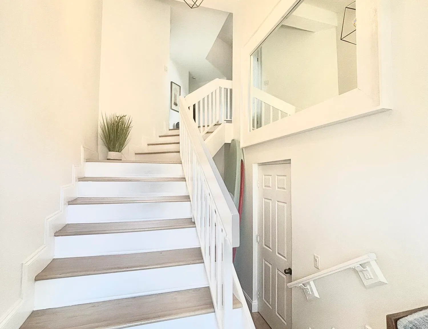 3 bed, 2.0 bath, 1746 sqft, $4,500 — Photo 1