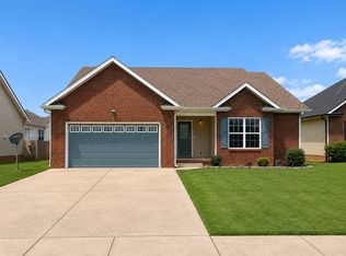 2693 Arthurs Ct, Clarksville, TN 37040