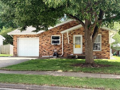 6 Blair Ct, Clinton, IL, 61727