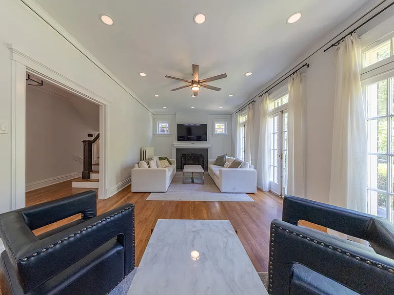 7118 Pershing Ave — Photo 10