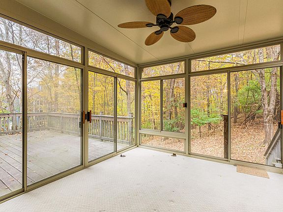 5th image of 729 Harpeth Trace Dr