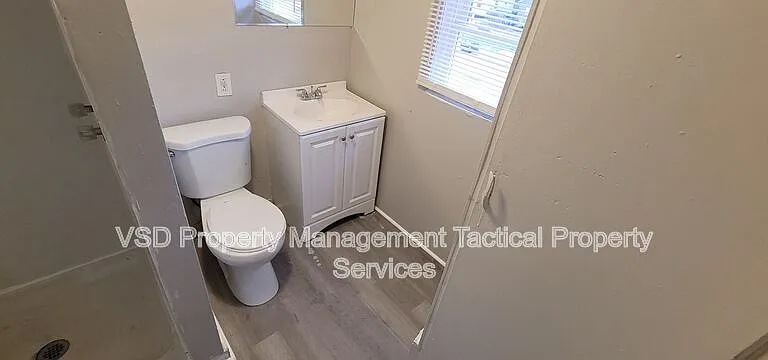 7523 Aetna Rd — Photo 10