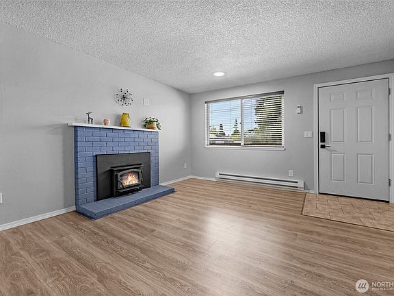 4th image of 9311 58th Drive NE