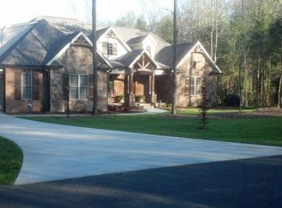 9528 Guildbrook Rd, Concord, NC 28036