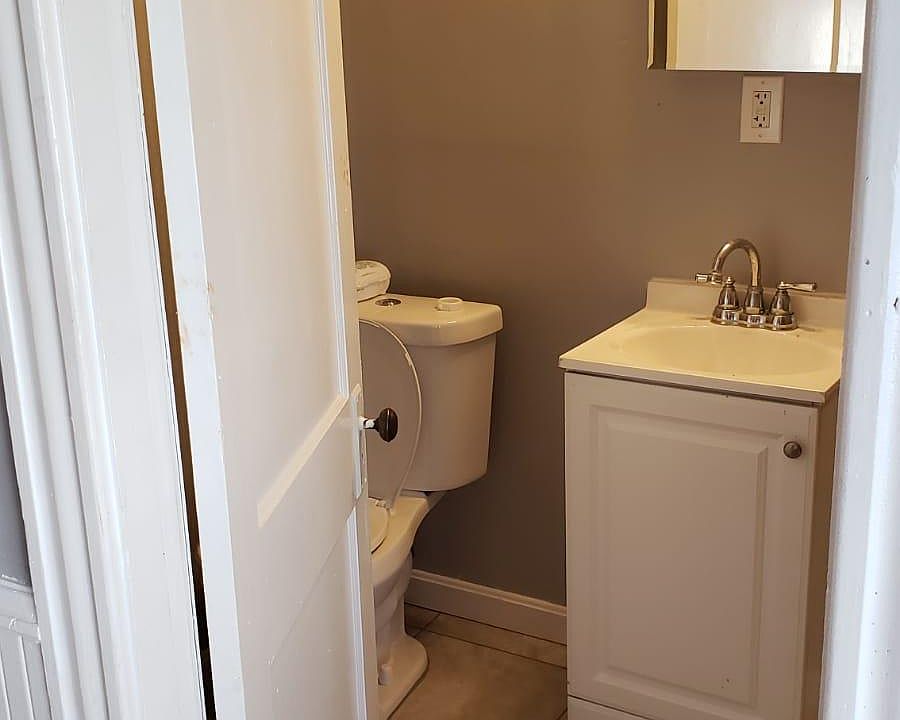 1st image of 223 Norfolk Ave Floor 2