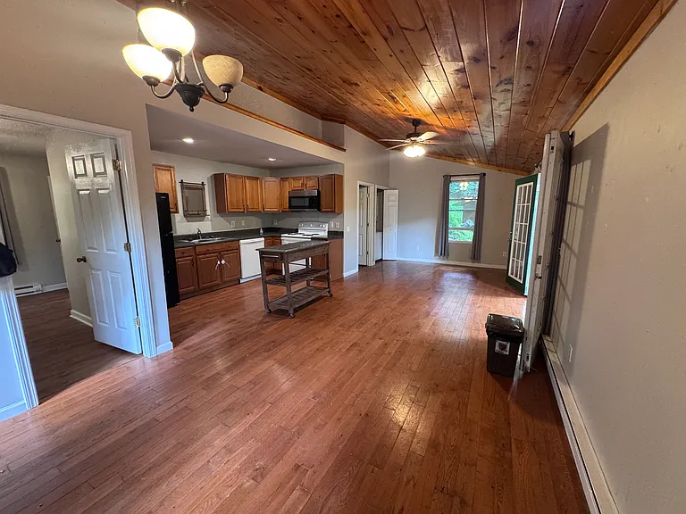 228 Cloudrise Ln — Photo 2