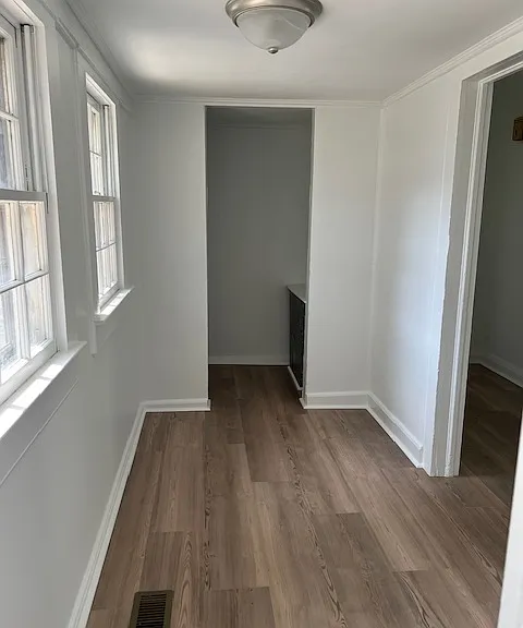 312 E Lowrance Ave — Photo 9