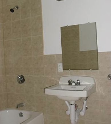 3rd image of 20 Emory St APT 204