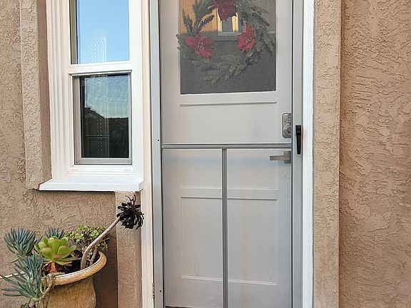 2nd image of 4060 Kendall St