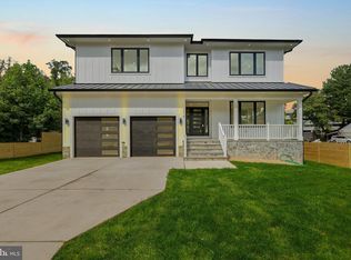 4616 Columbia Rd, Annandale, VA 22003