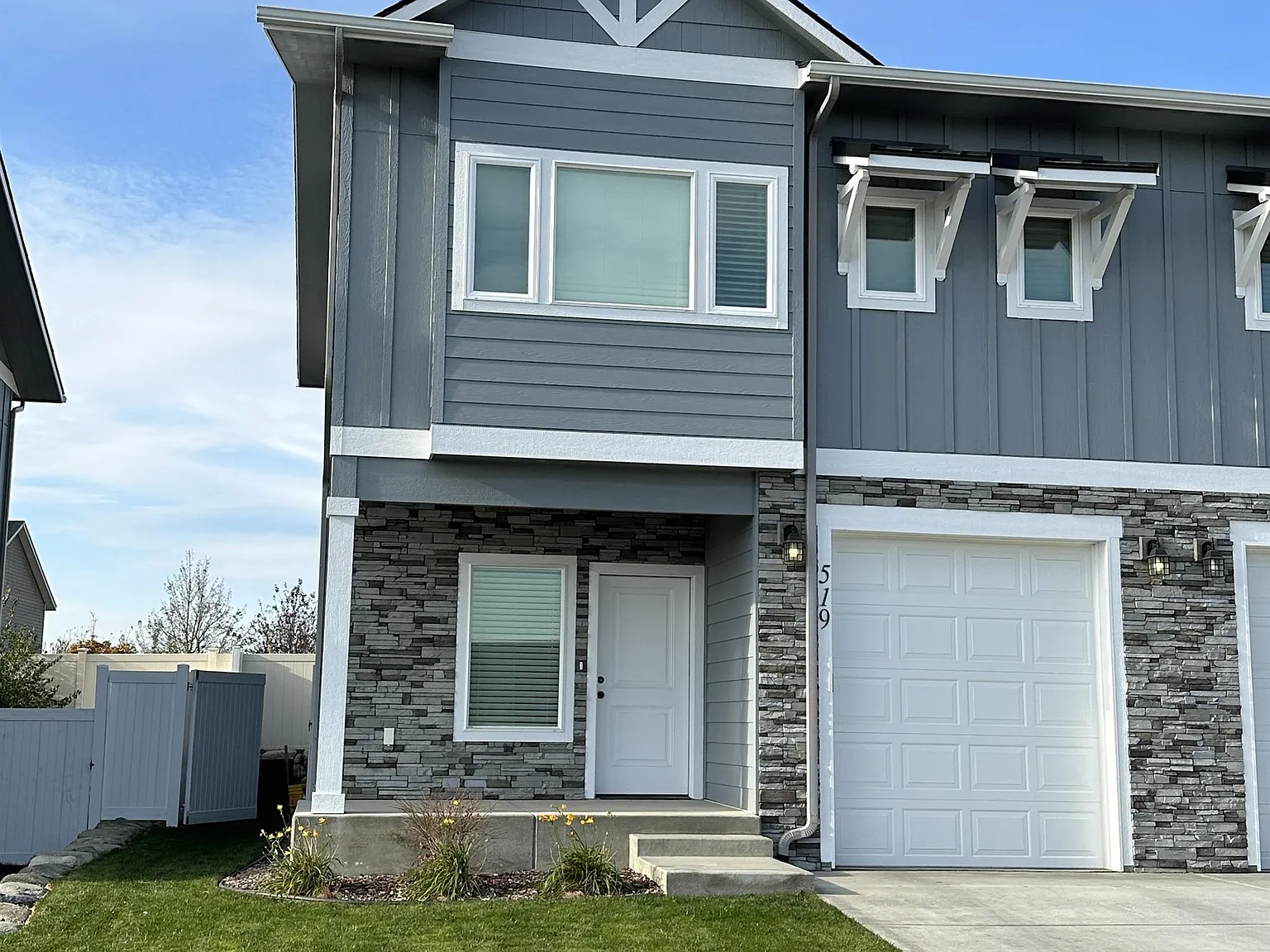 519 N Creative Way - 1 — Photo 3