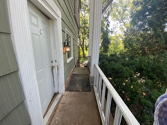 3rd image of 13930 Lauerman St #C1