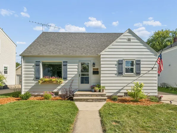 1352 W Commercial St, Appleton, WI 54914