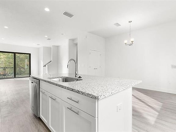 5th image of 4810 W McElroy Ave Unit 20
