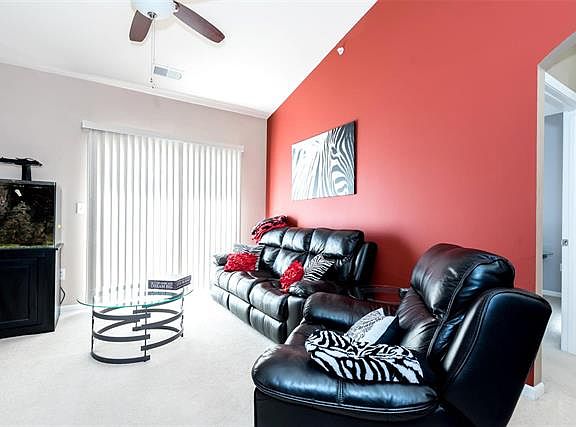 3rd image of 29 Kassebaum Ln APT 307