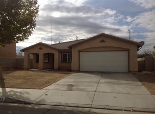 3562 Cobb Rd, Lancaster, CA 93535