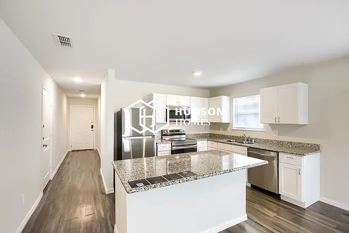 418 Shorty St — Photo 4