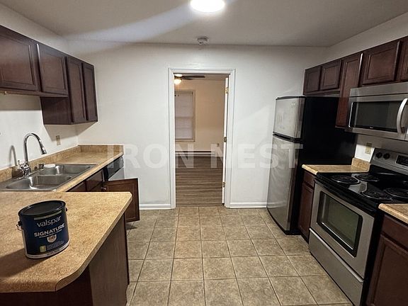2nd image of 169 Smith Ballard St #4