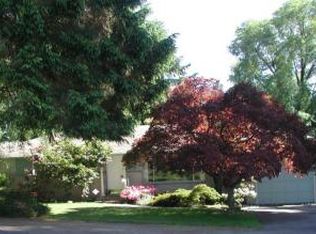 8708 Maple Ln, Edmonds, WA 98026