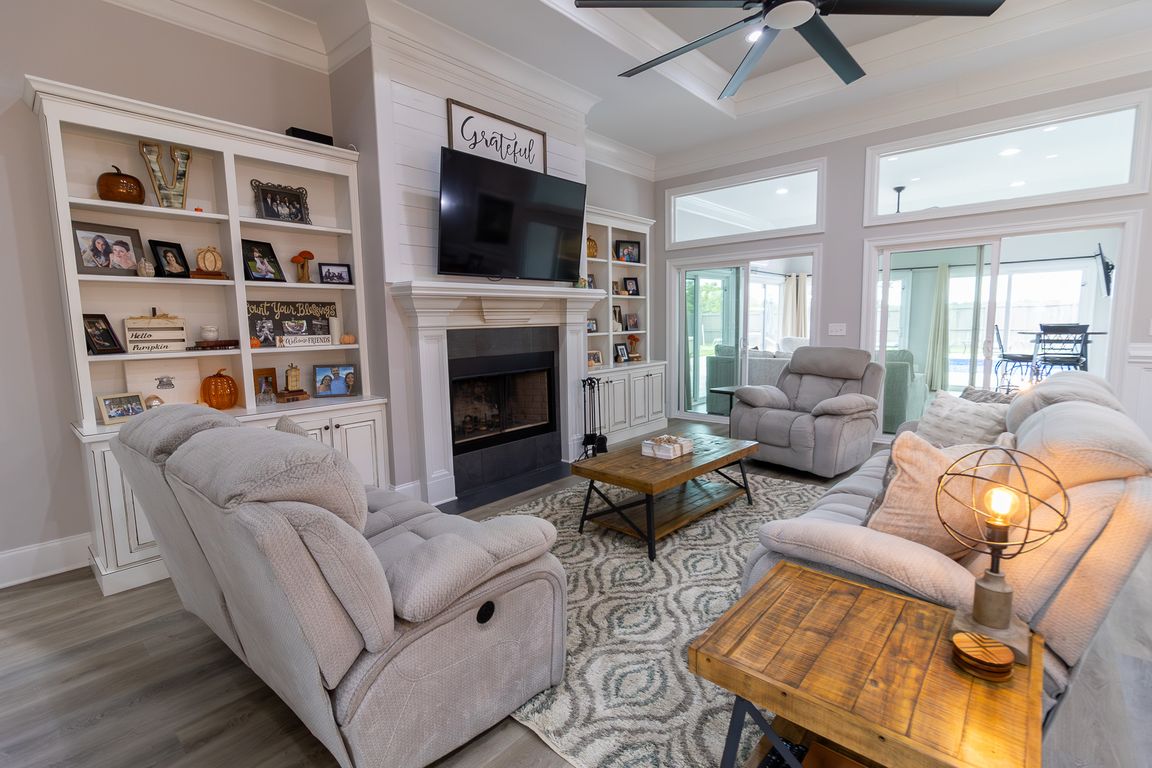 next background image