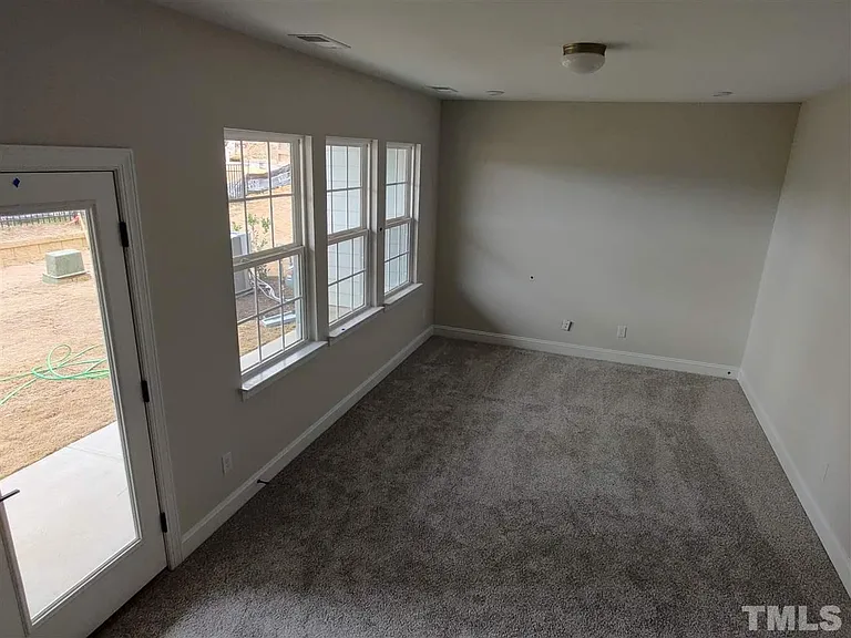 829 Amley Pl — Photo 8