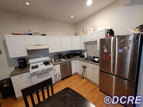 2nd image of 2627 N Mildred Ave APT 1F