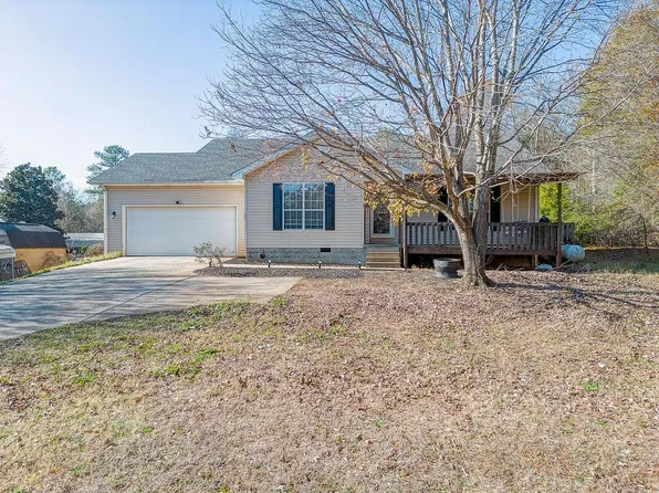 231 Brandon Ln, Chatsworth, GA 30705