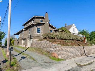 540 Delaware St, North Bend, OR 97459