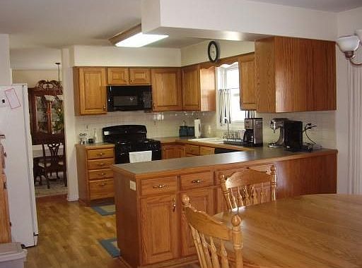 2nd image of 104 Horan Rd