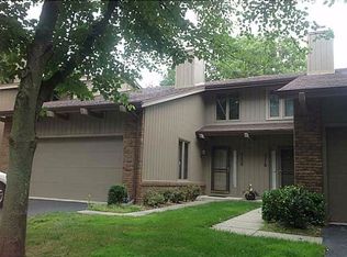 5220 Pine Grove Ct #17, Toledo, OH 43615