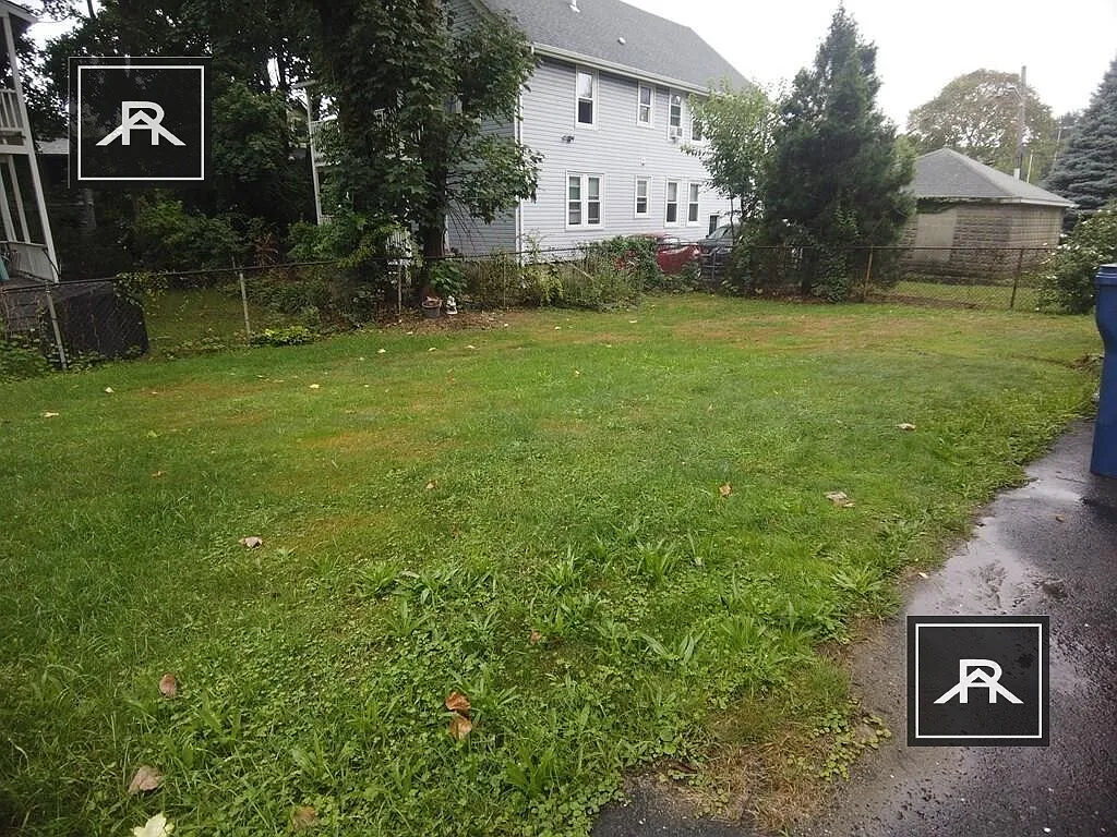 4 bed, 2.0 bath, $4,400 — Photo 4