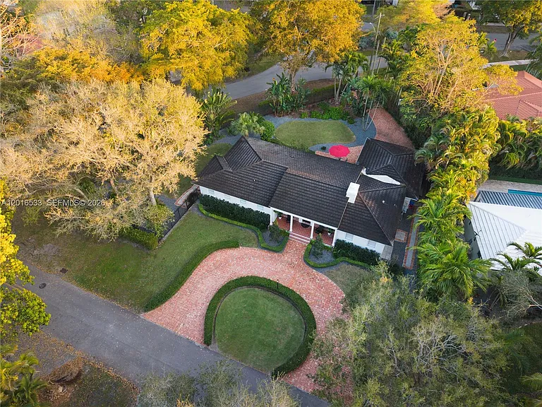 600 San Lorenzo Ave — Photo 50
