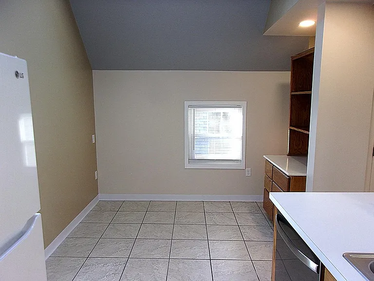 1808 S Michigan St #B — Photo 23
