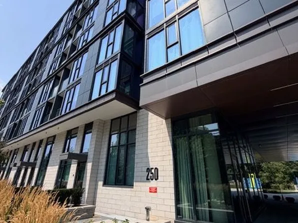 250 Lawrence Ave W, Toronto, ON