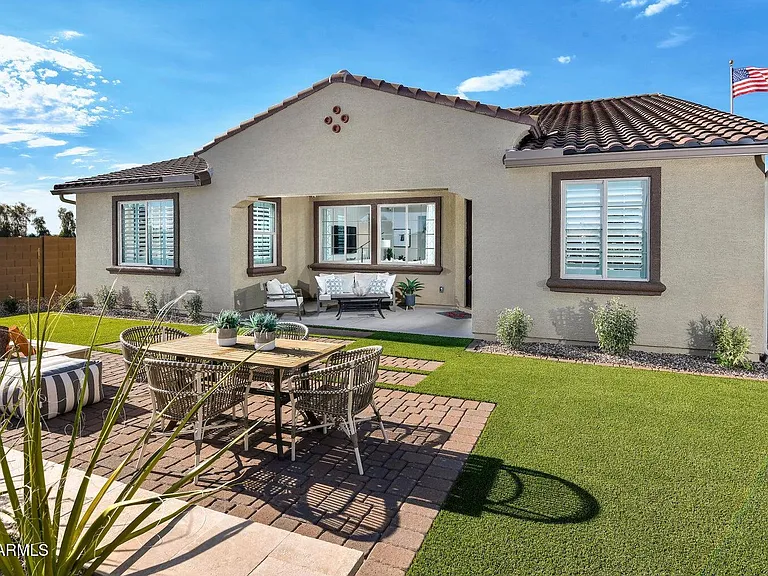 1383 E Sagittarius Pl — Photo 10