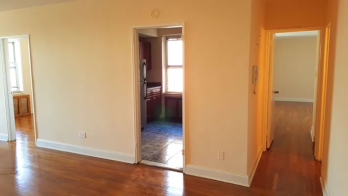 Rented by Realty Queens LLC | media 2