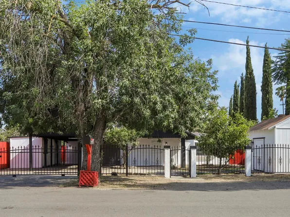 2420 E John St, Stockton, CA 95205