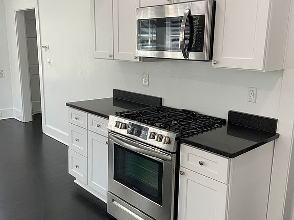 5th image of 1707 8th St