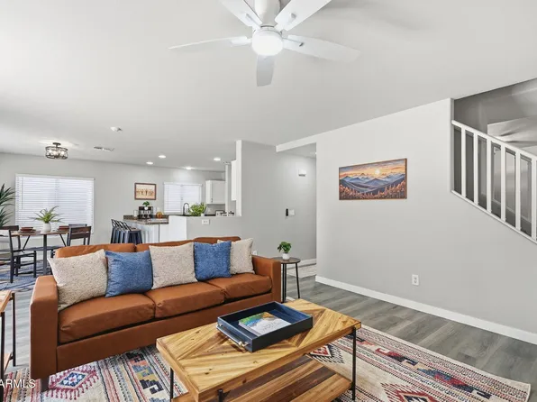 11317 W AUSTIN THOMAS Drive, Surprise, AZ 85378