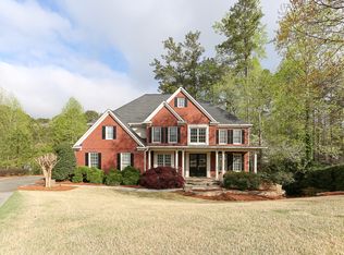 335 Chickering Lake Ct, Roswell, GA 30075