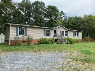 2714 Wildwood Rd, Trinity, NC 27370