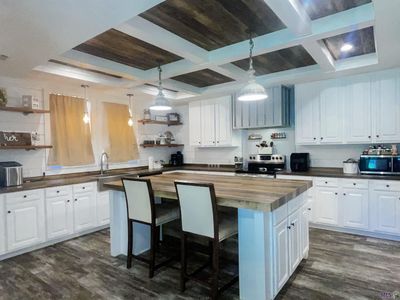 10362 Stringer Bridge Rd, Saint Amant, LA, 70774