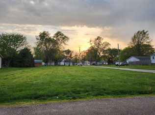 515 Oglesby Ave, Lincoln, IL 62656