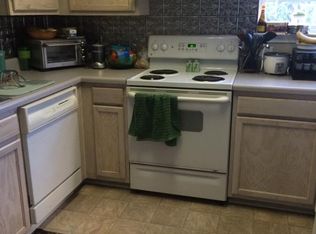 142C Univ Village Dr, Central, SC 29630