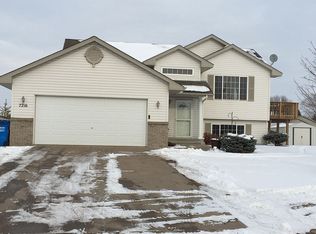 7216 377th Cir, North Branch, MN 55056