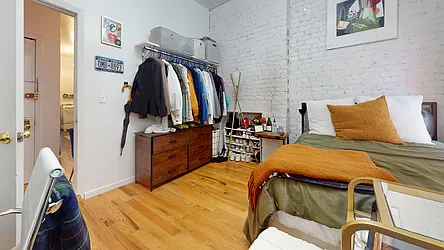 Rented by Bond New York